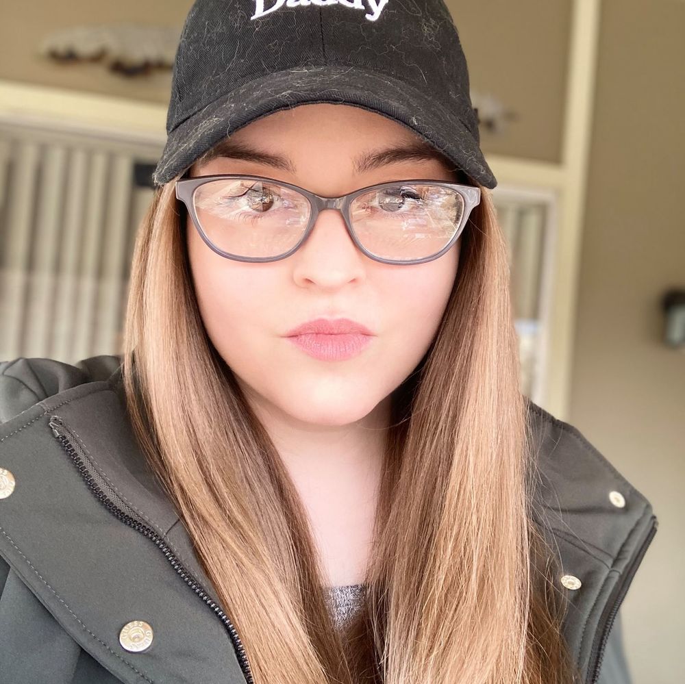 Meet your Posher, Nikki